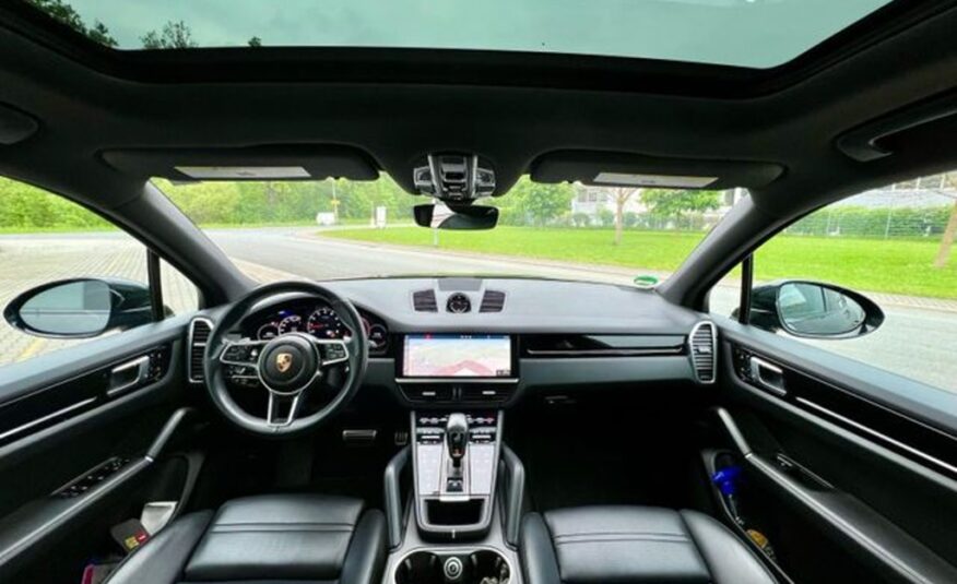 Porsche Cayenne S Panorama LED 22 palců kola