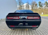 Dodge Challenger 5.7 Automat  kůže 20 palců kola