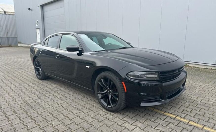 Dodge Charger 3.6 V6 8rychlostní kůže