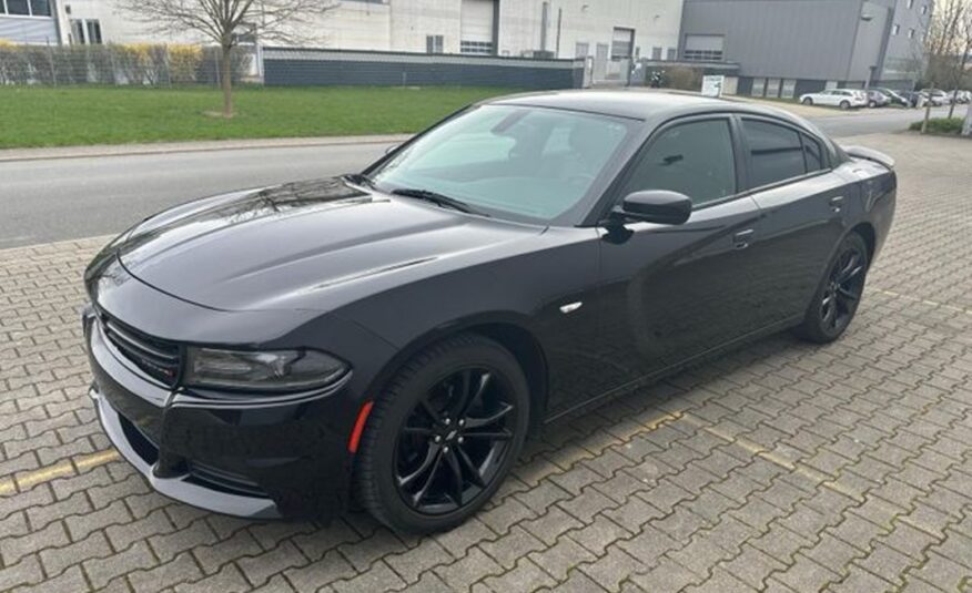 Dodge Charger 3.6 V6 8rychlostní kůže