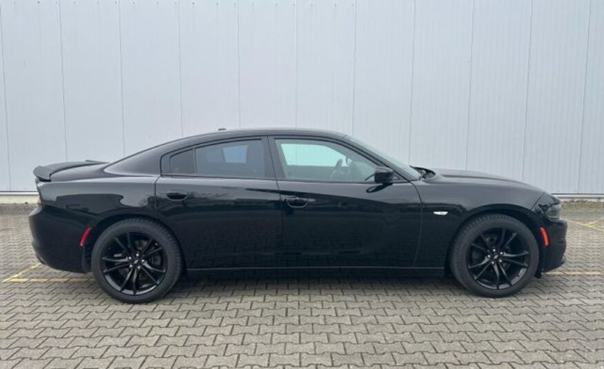 Dodge Charger 3.6 V6 8rychlostní kůže