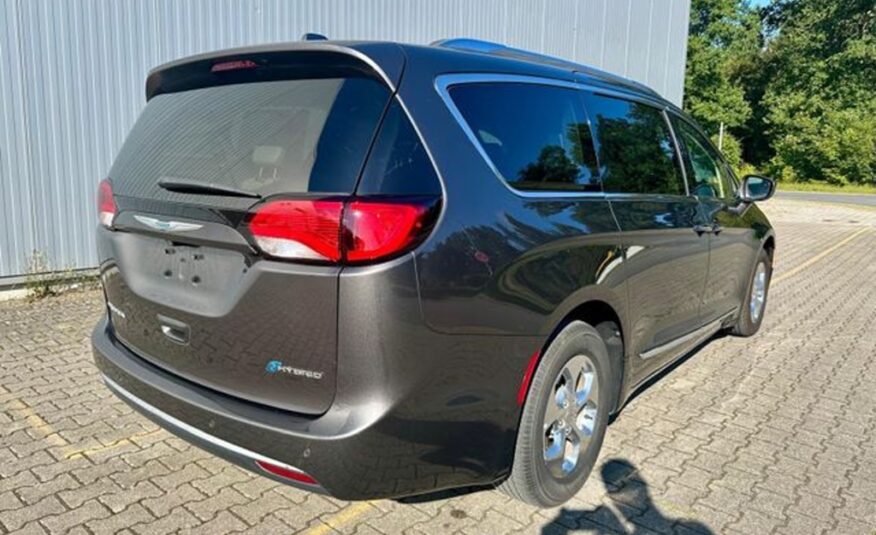 Chrysler Pacifica 3.6 E-Hybrid DVD Kůže 7 MÍST