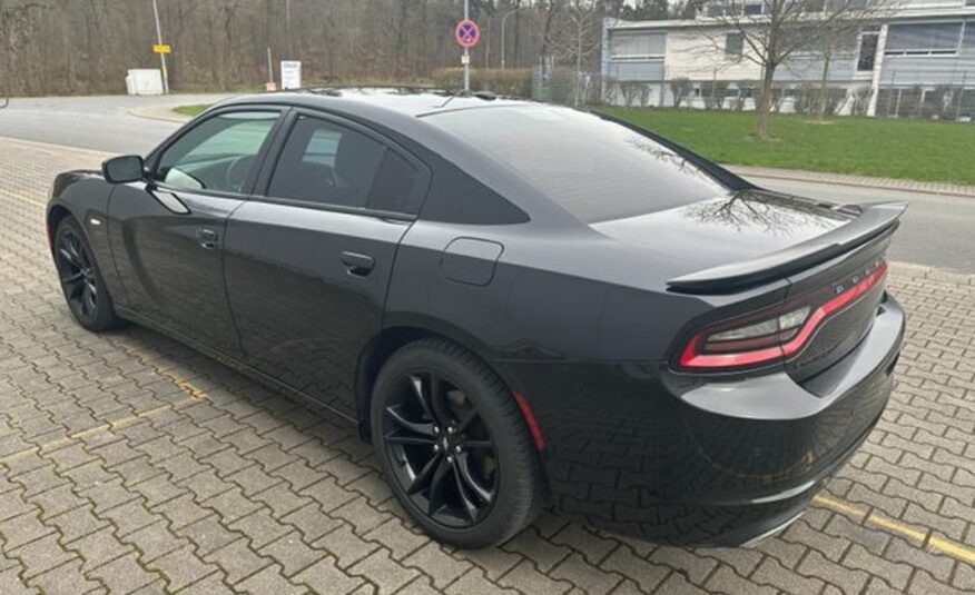 Dodge Charger 3.6 V6 8rychlostní kůže