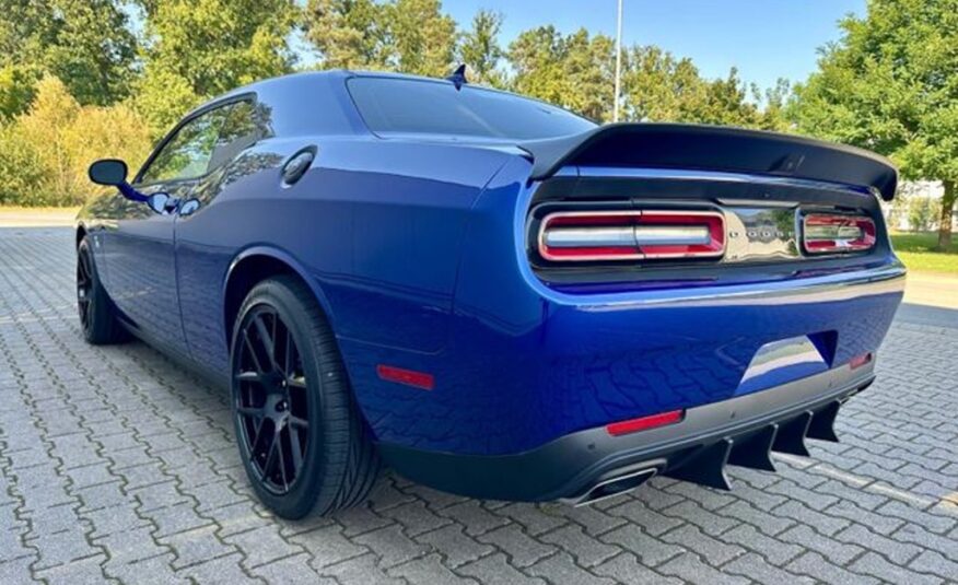 Dodge Challenger 6.4 SRT Scat Pack