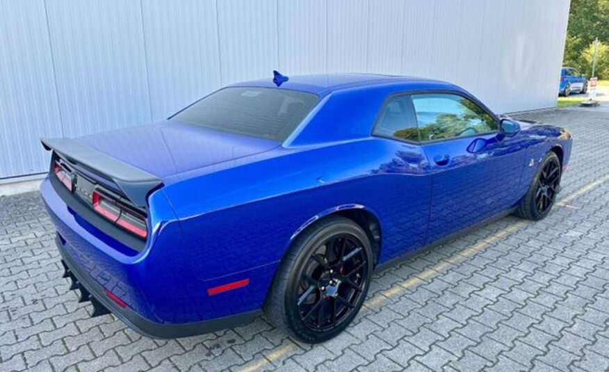 Dodge Challenger 6.4 SRT Scat Pack