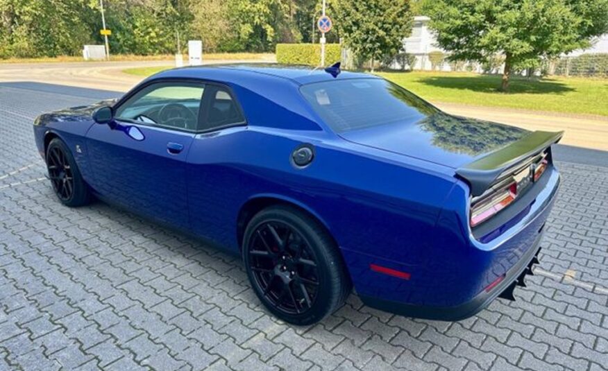 Dodge Challenger 6.4 SRT Scat Pack