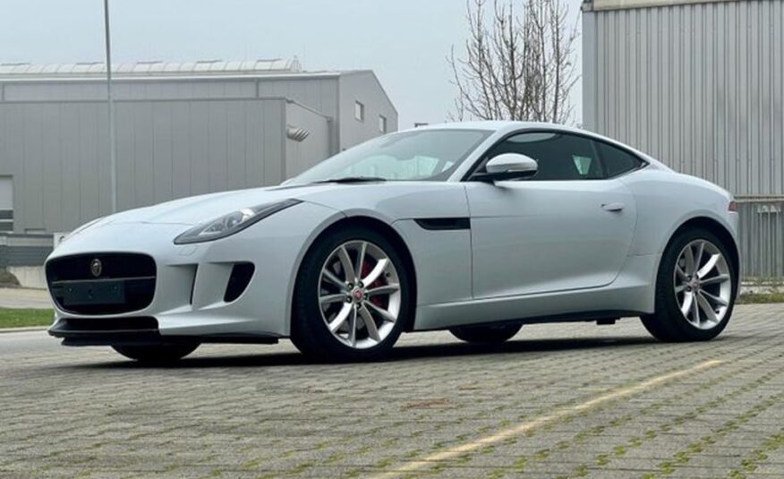 Jaguar F-Type F-TYPE kupé 1. majitel 14000KM !!!