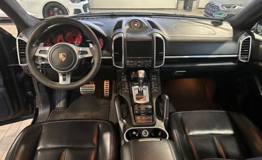 Porsche Cayenne S Diesel 4.2 V8